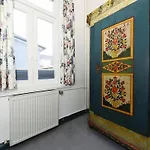 Appartement, * 비크아프포르