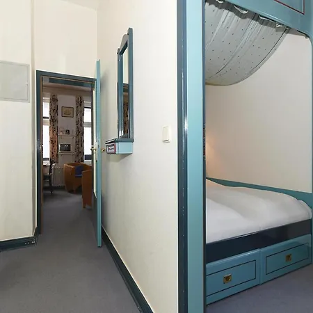 Apartment Appartement, *